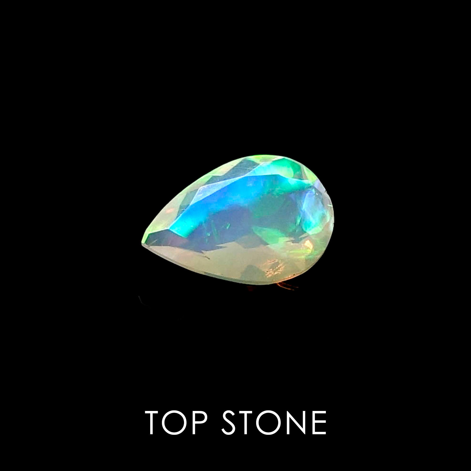 エチオピアンオパール エチオピア産 ルース 0.88ct[20052419]9.7×6.7mm