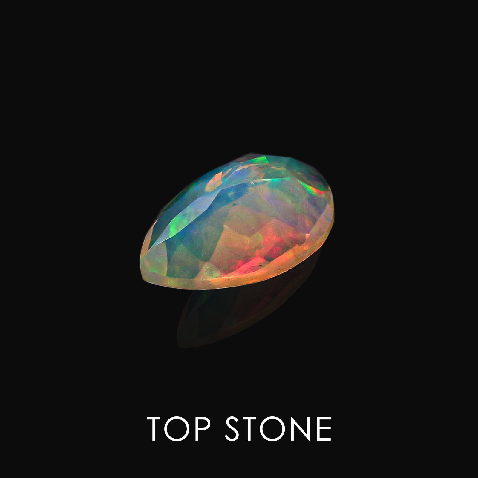 エチオピアンオパール エチオピア産 ルース 0.72ct[20062764]8.5×5.8mm