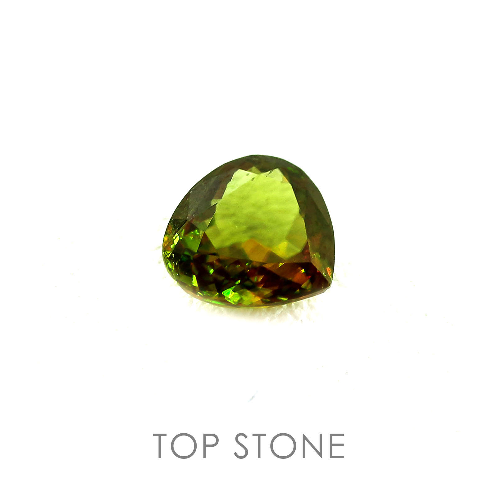 スフェーン パキスタン産 ルース 0.84ct[20062721]6.5×6mm前後 | TOP